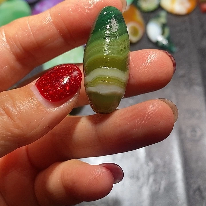 夏***r玛瑙/玉髓合金颈饰