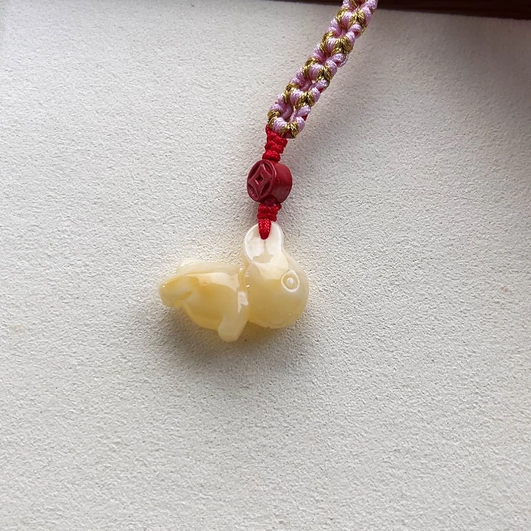 未镶嵌琥珀裸石手机挂