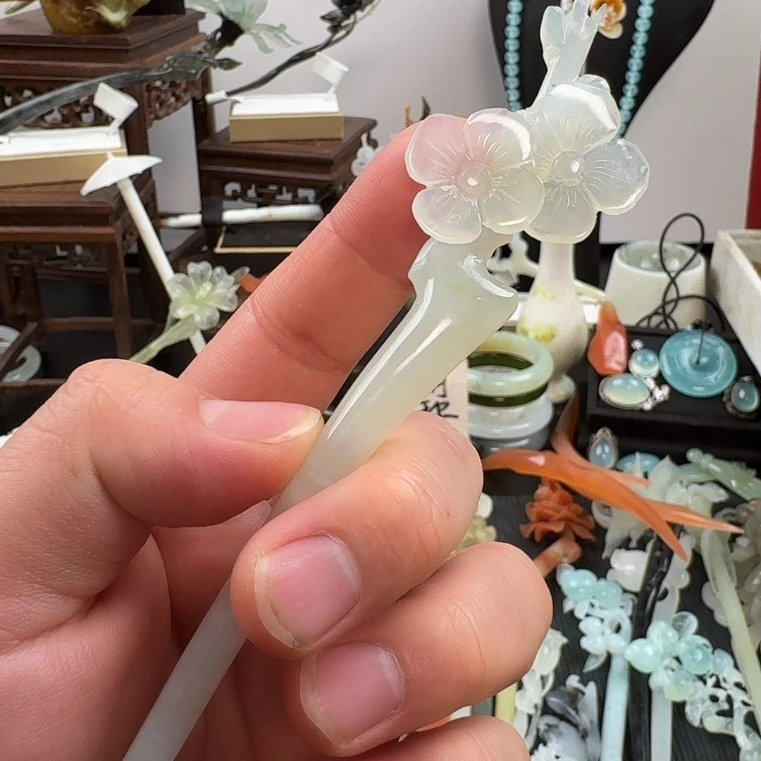 蛇纹石玉未镶嵌发饰