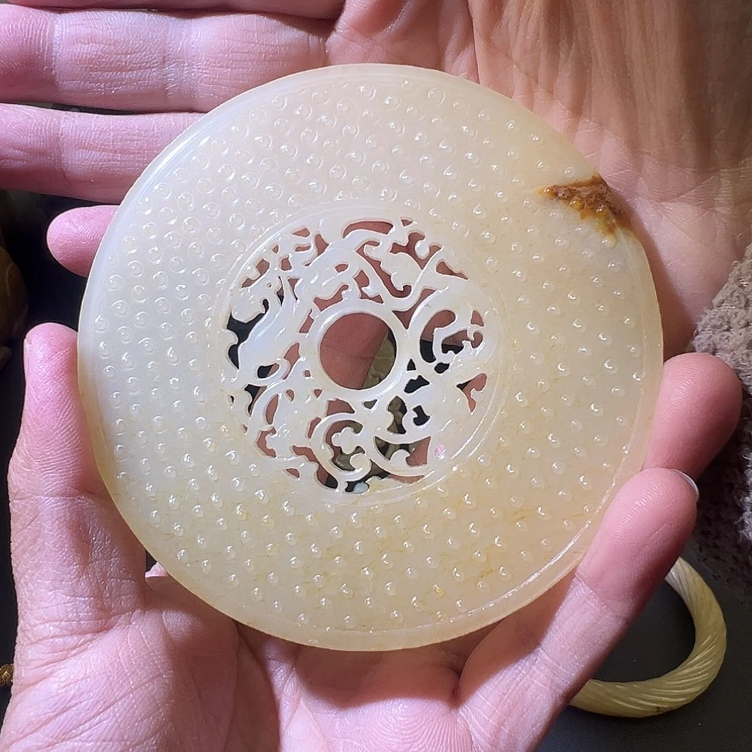 未镶嵌和田玉挂件古****?