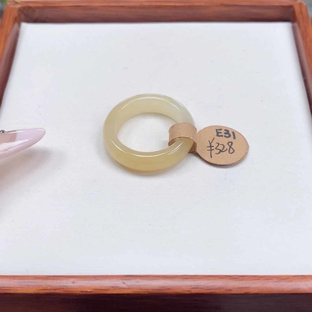 和田玉未镶嵌戒指金*灿专拍2-17.8