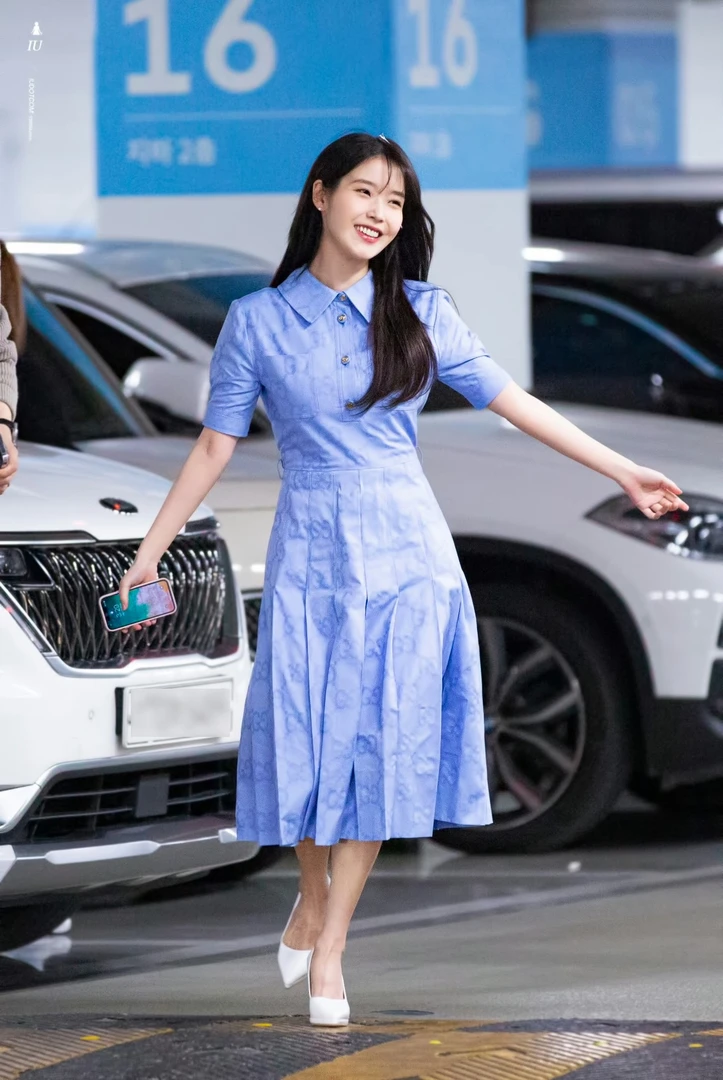 95新 GUCCI/古驰 CZF0661/纯色满印连衣裙/尺码44