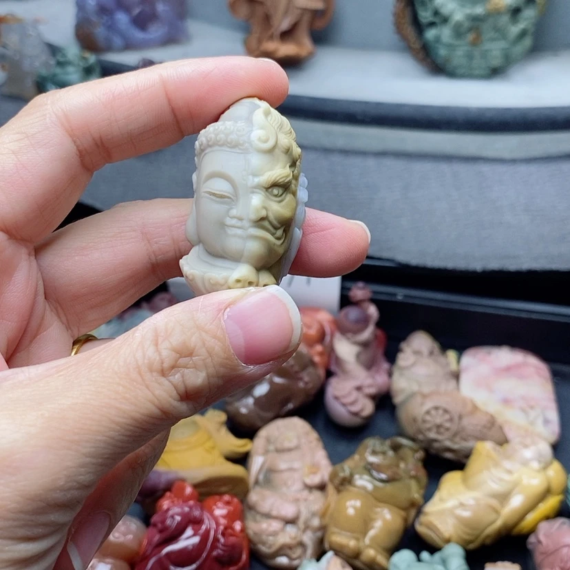 【闪购商品】定制石英质玉吊坠未镶嵌