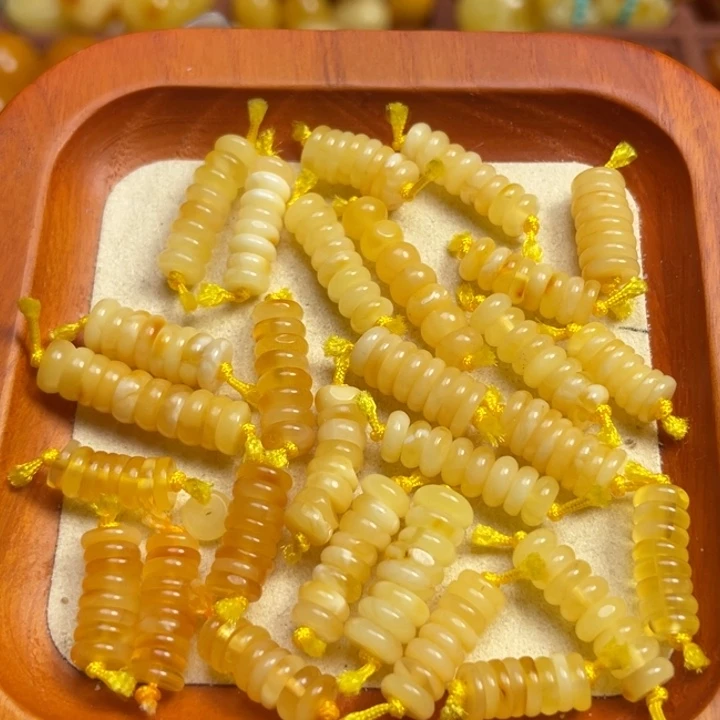 蜜蜡未镶嵌珠宝奇石蜜蜡隔片一组微微瑕