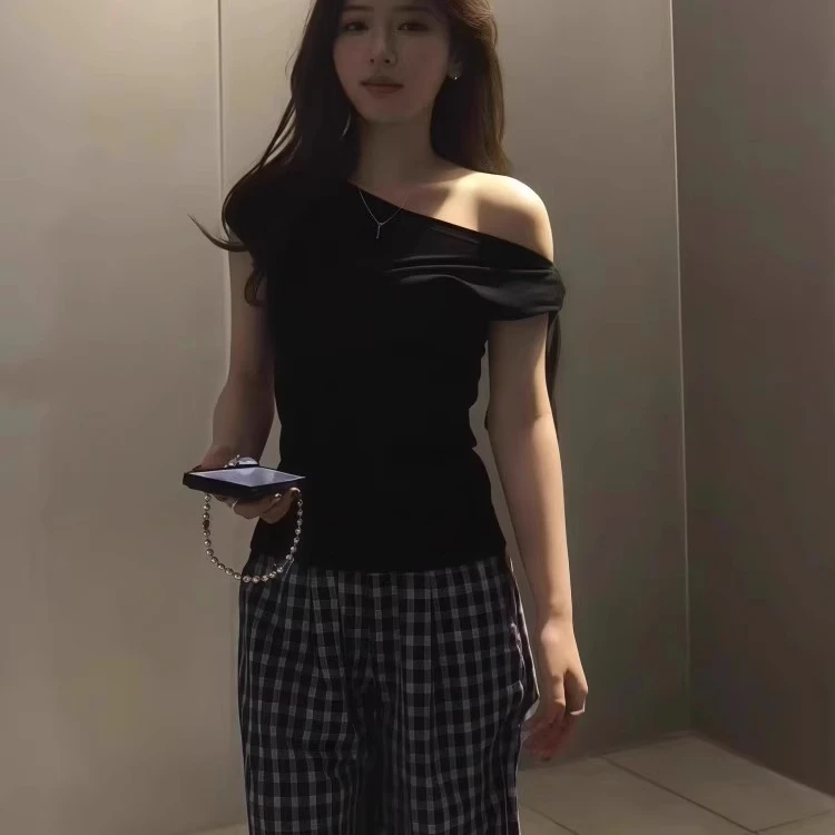 纯欲黑色蝴蝶结绑带斜肩短袖T恤女夏性感露肩一衣多穿设计感上衣