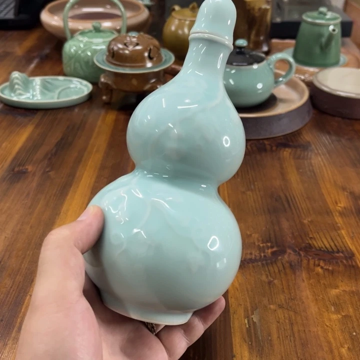 龙泉青瓷茶器微瑕8949