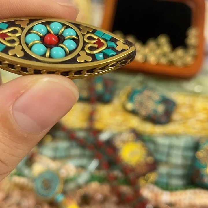 贝壳非金属一个蓝色马眼配饰