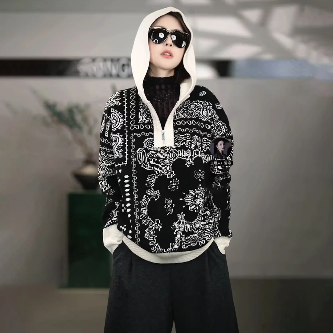 溶溶【画境烟墨】RONGRONG羊毛混纺波西米亚风连帽半开领毛衣25S187