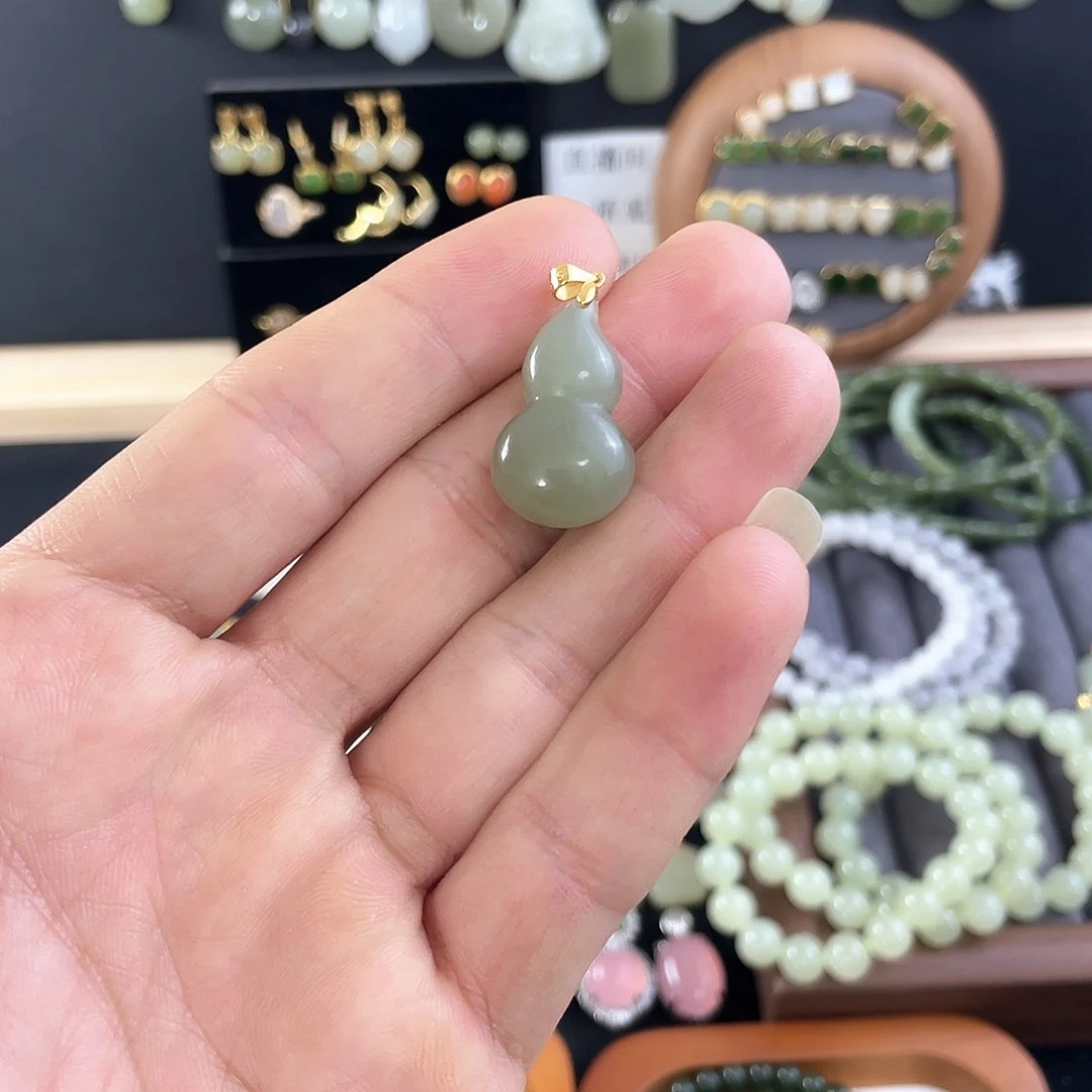 和田玉（糖玉）颈饰银S925镀金镶嵌