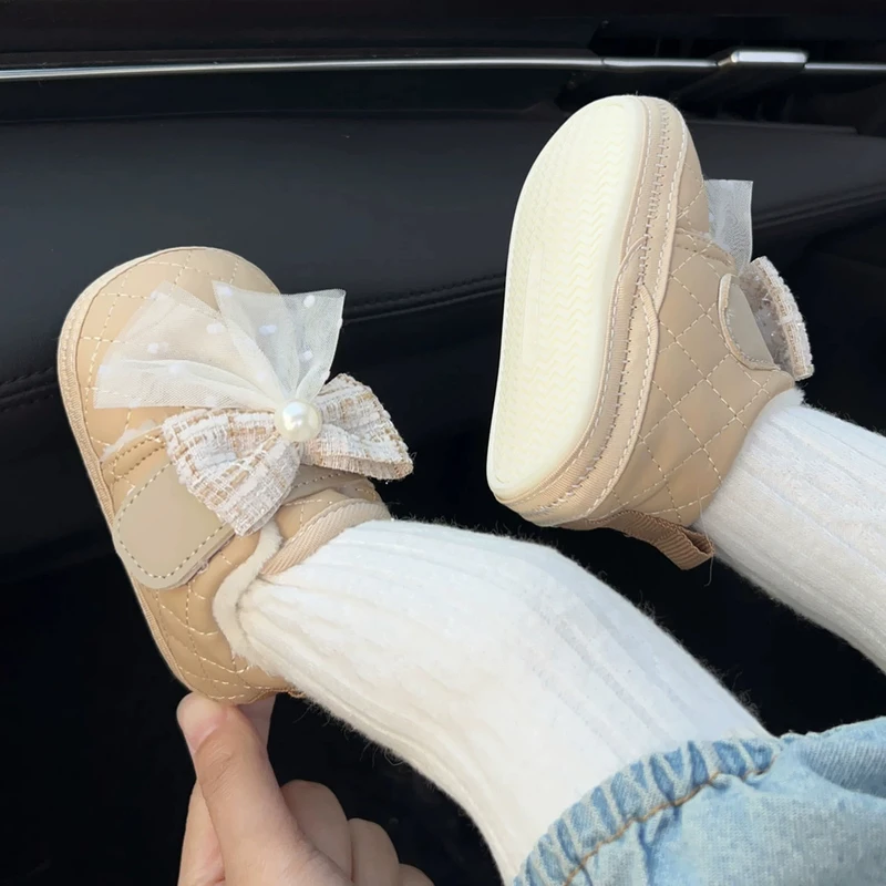 冬季宝宝学步鞋加绒加厚保暖婴儿鞋软底小香风公主棉鞋步前小月龄