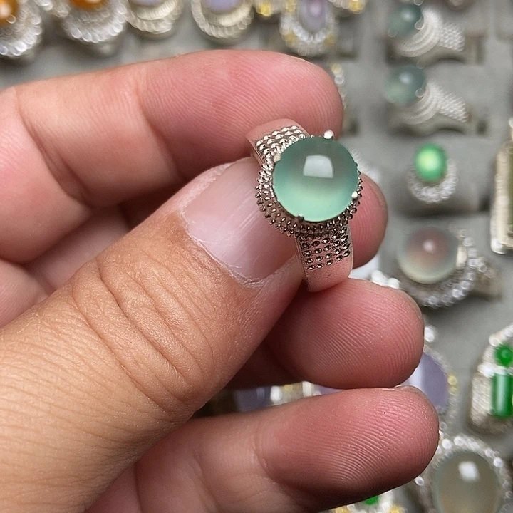 未镶嵌定制翡翠戒指