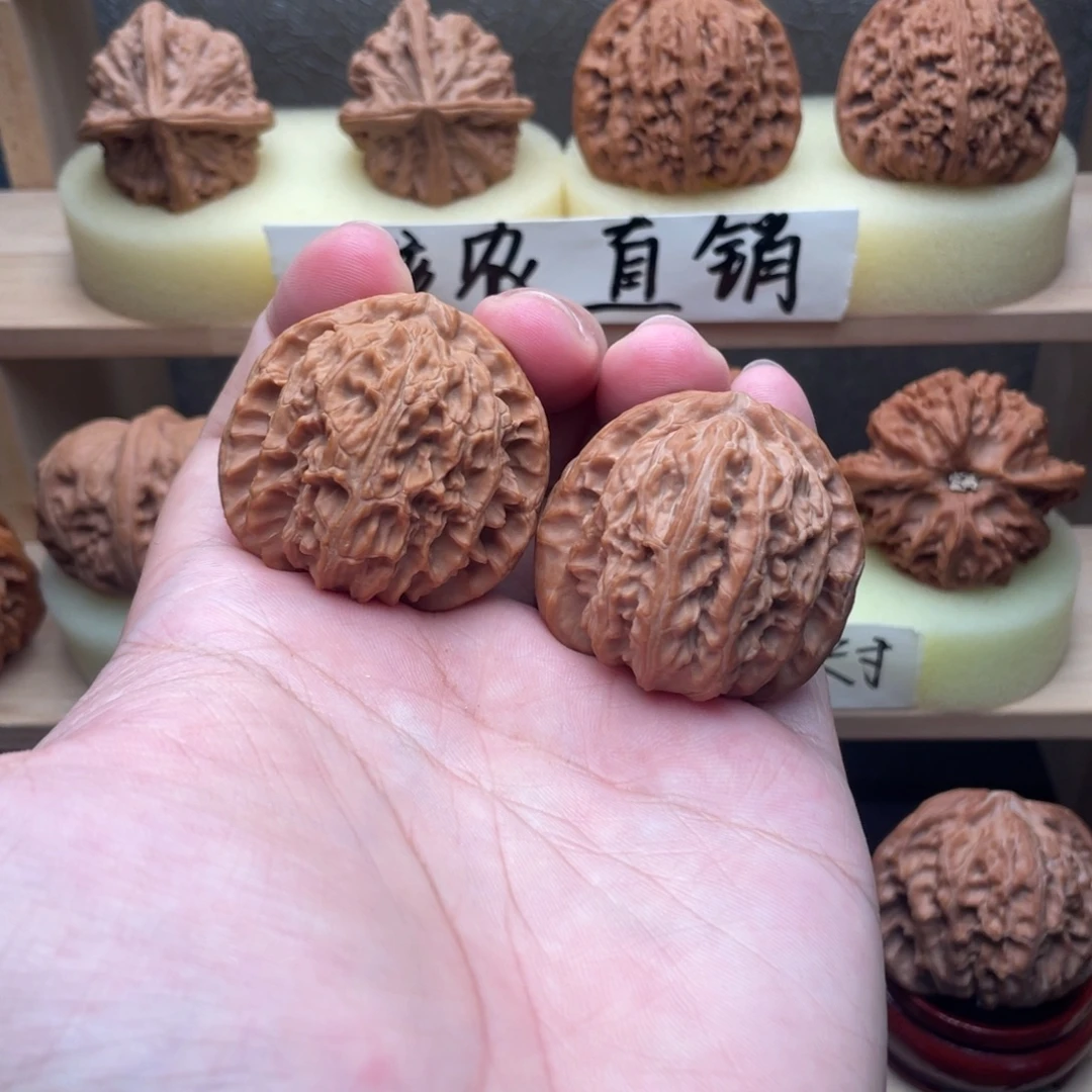 文玩核桃吊坠全品三角白40➕开播福利