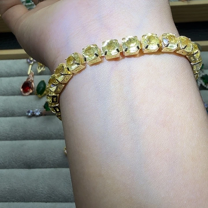 银S925镶嵌戒指水晶