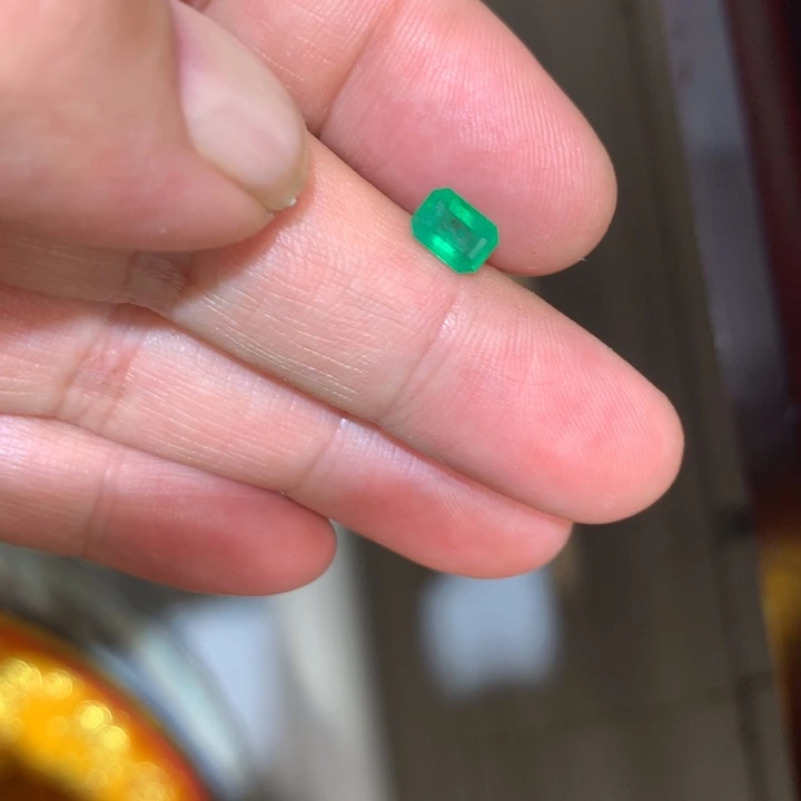 祖母绿裸石未镶嵌雪**舞裸石92.5分