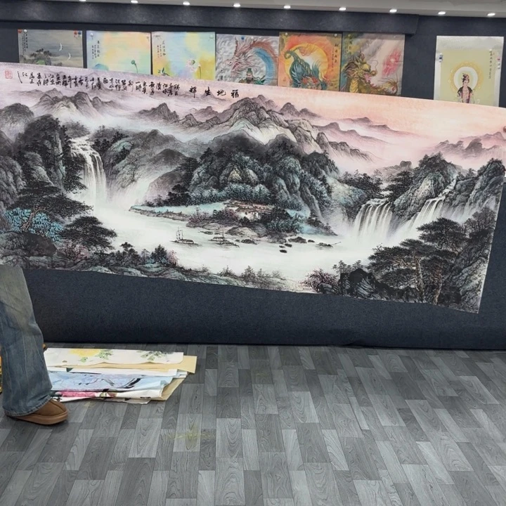 字画等多种形式的艺术作品