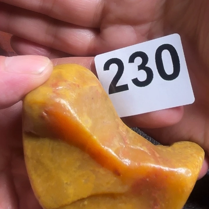 老挝石精美老挝田黄