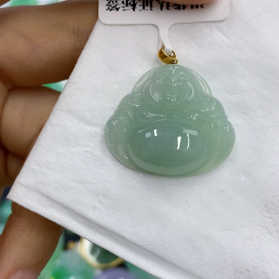 翡翠18K金镶嵌颈饰翡翠