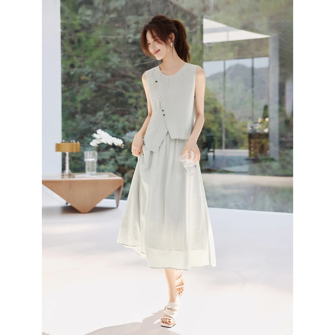 沫晗依美盐系气质温柔小众减龄无领上衣伞裙2025夏季新款套装5245