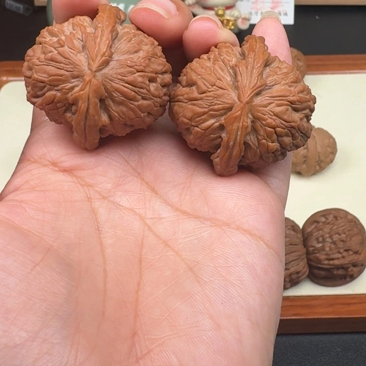 文玩核桃把件全品闷白39