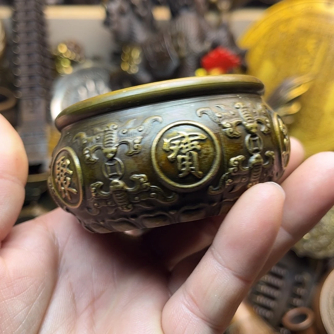 精美铜器工艺品等