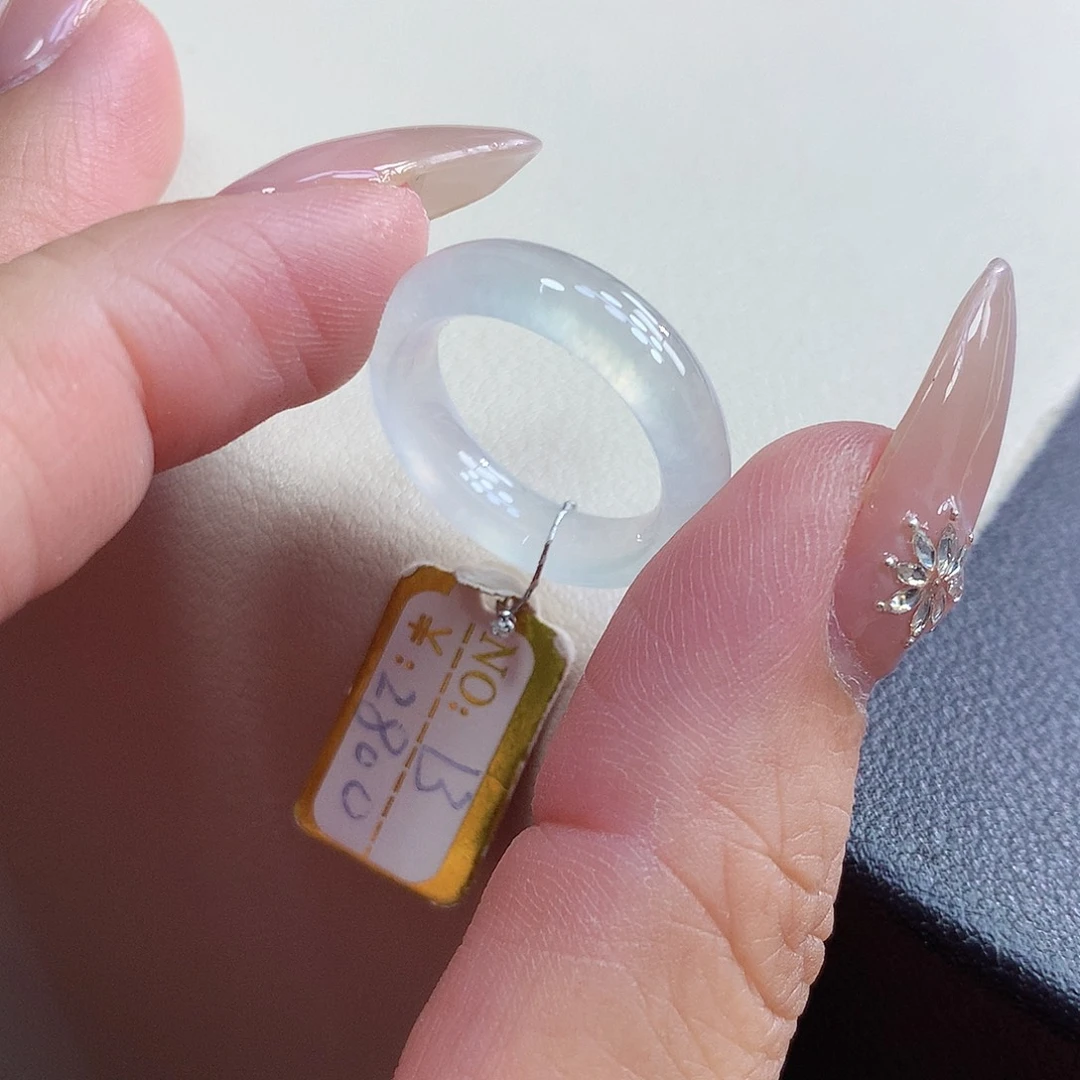 翡翠未镶嵌戒圈13号