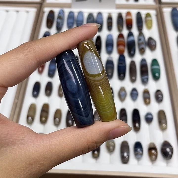 维***亚未镶嵌玛瑙/玉髓珠宝半成品