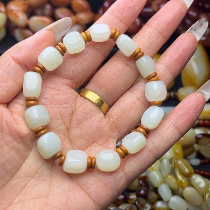 和田玉未镶嵌手链