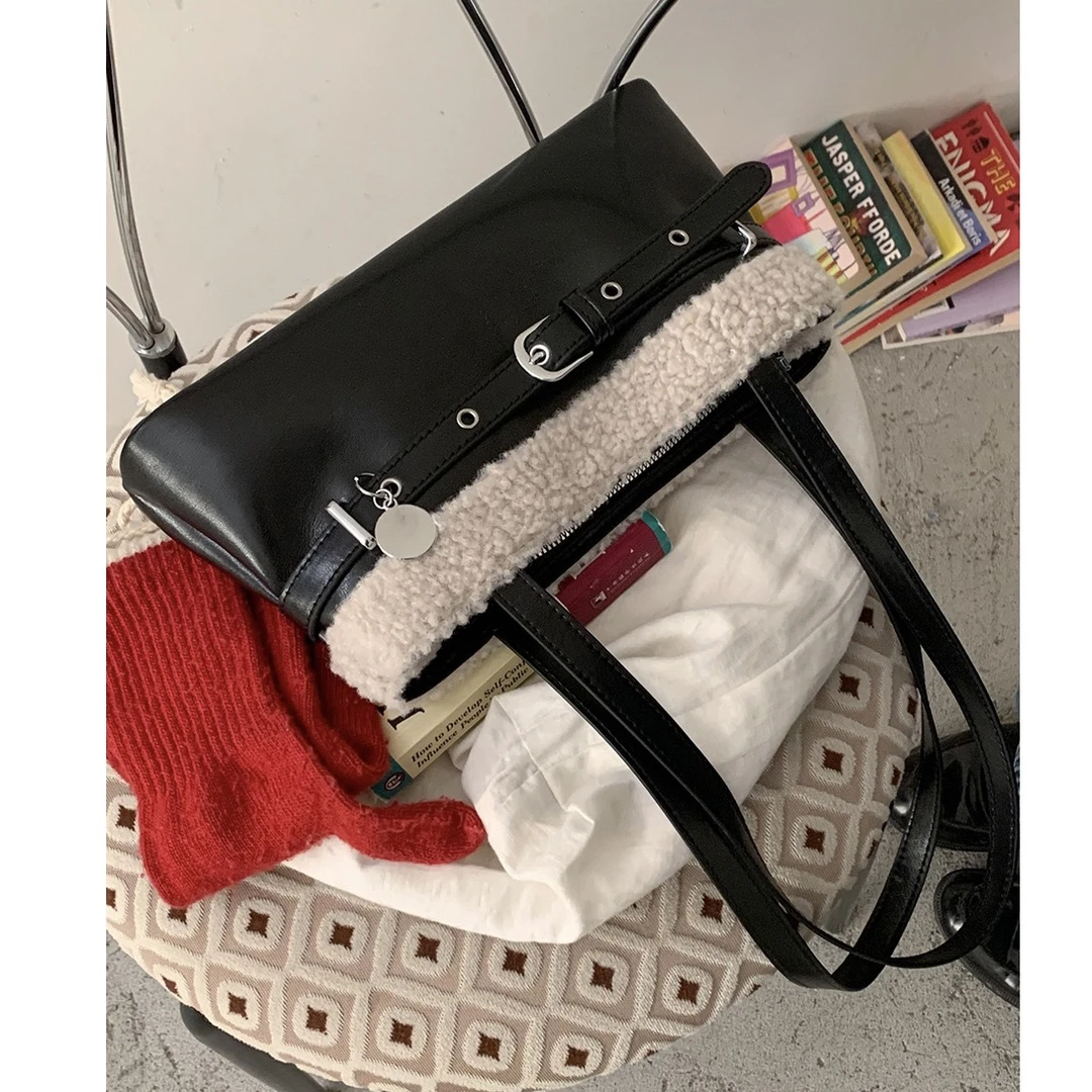 【里度】秋冬复古小众质感手提包女2025新款小方包单肩腋下毛绒包