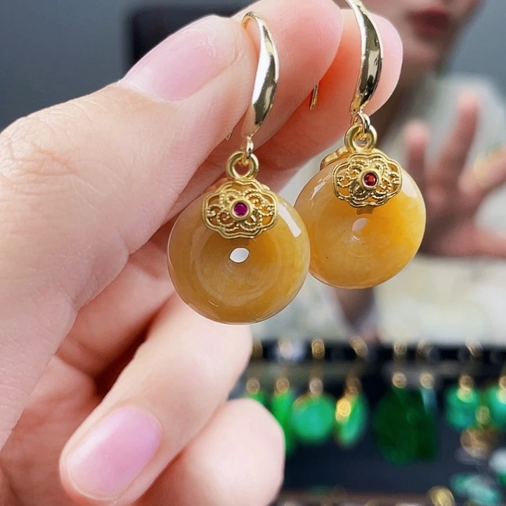 翡翠耳饰未镶嵌饰品