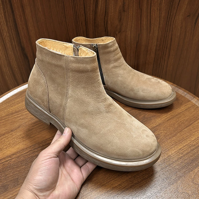 男士高帮休闲风加绒切尔西靴短靴素面圆头复古港风潮流百搭马丁靴