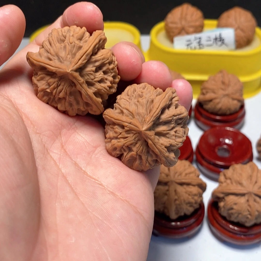 文玩核桃吊坠花王38尺15