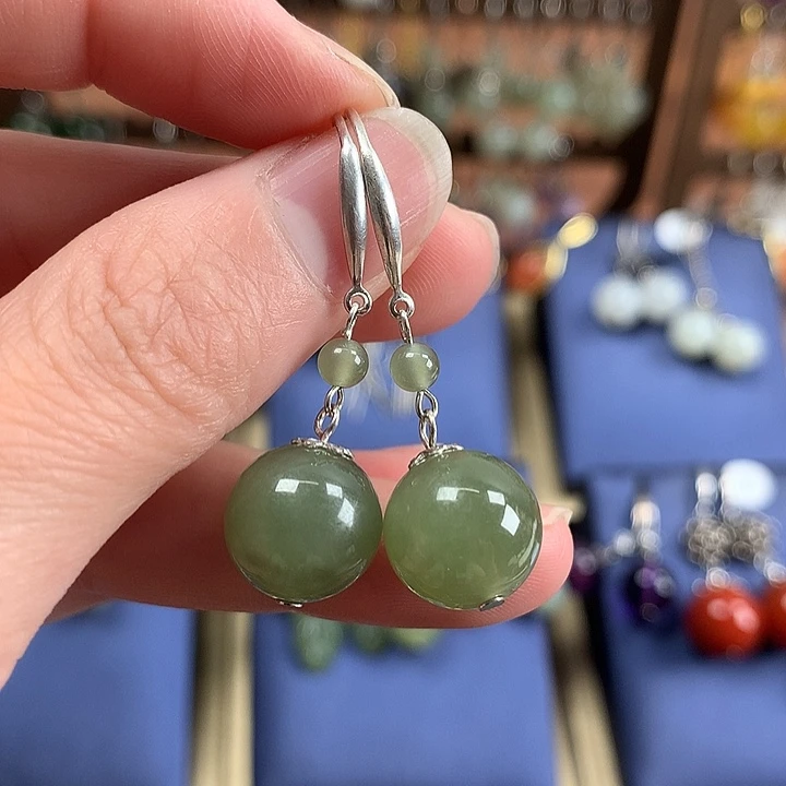 和田玉银S925镶嵌耳饰12左右晴水绿