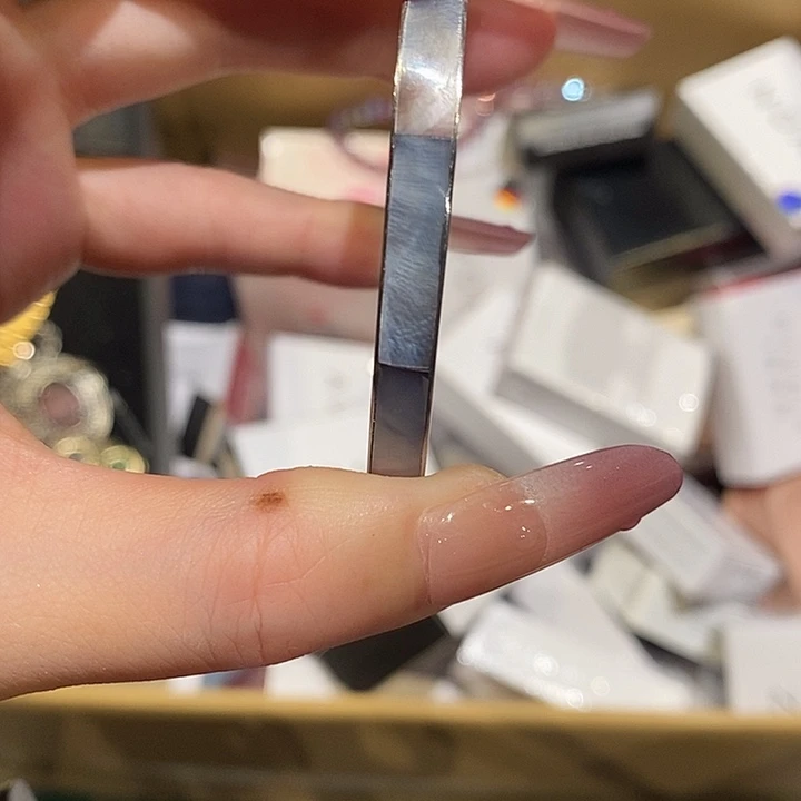 琳***琳中古香水沐浴露持久留香