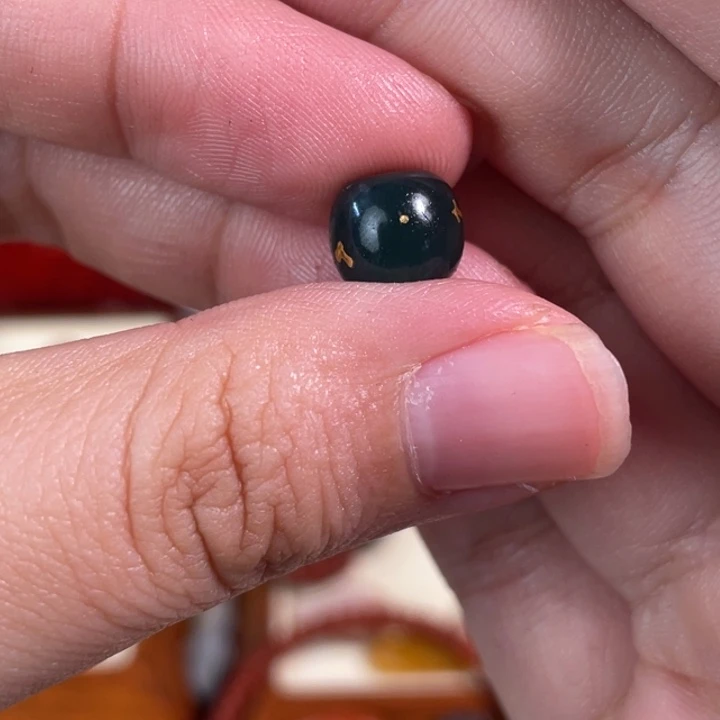 翡翠未镶嵌颈饰51