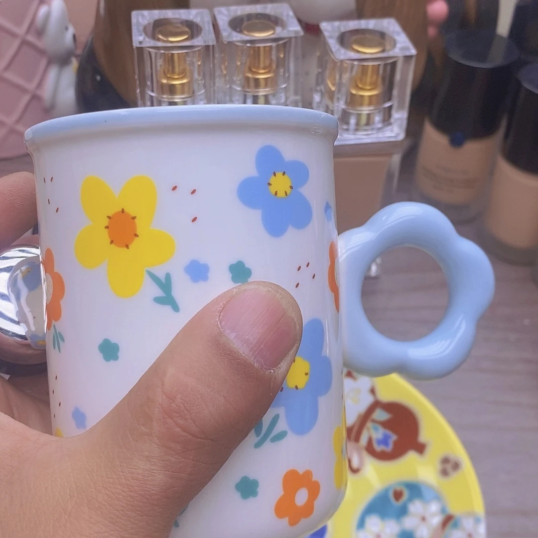 瓷片c****记哈哈哈哈哈哈哈哈