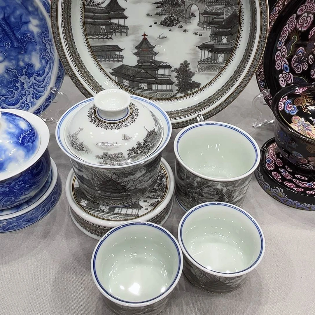 通***熊泥塑景德镇陶瓷艺术博物有限公司等