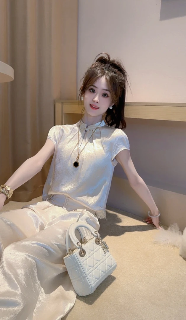 【丽纱】2025夏季短袖T恤修身洋气设计感气质T恤