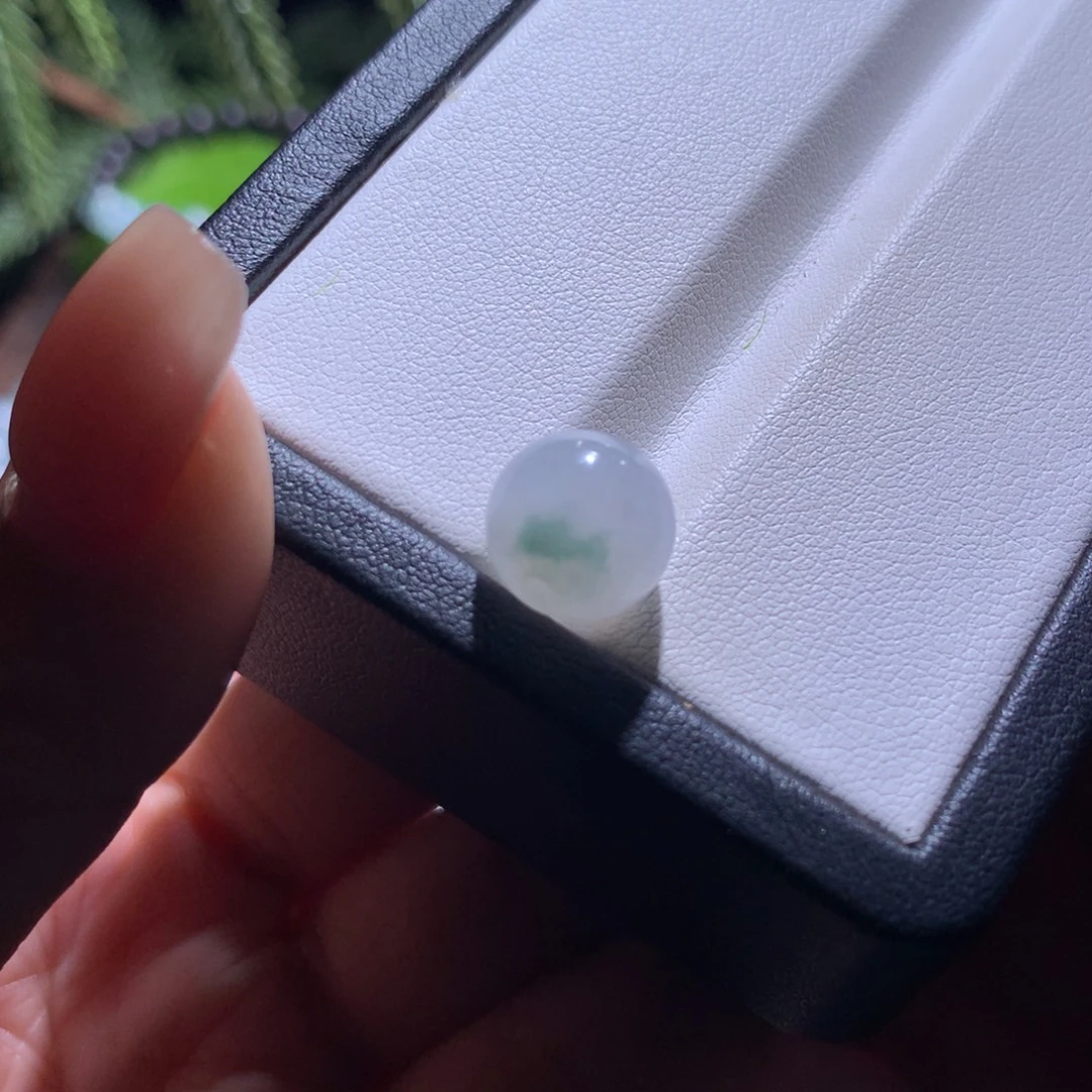 翡翠散珠特价蓝底飘绿卡11