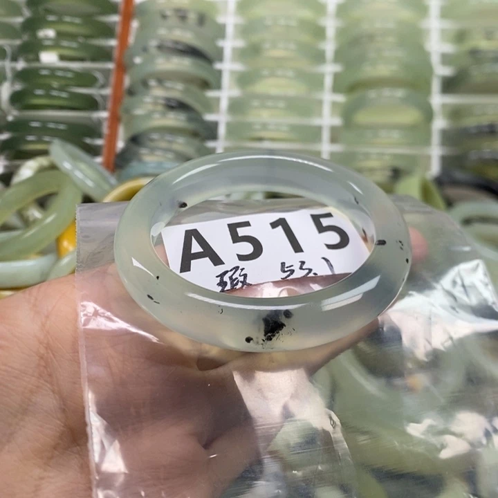 顺***蛇纹石玉未镶嵌手镯