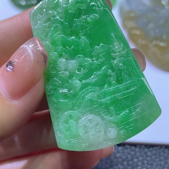未镶嵌定制翡翠翡翠