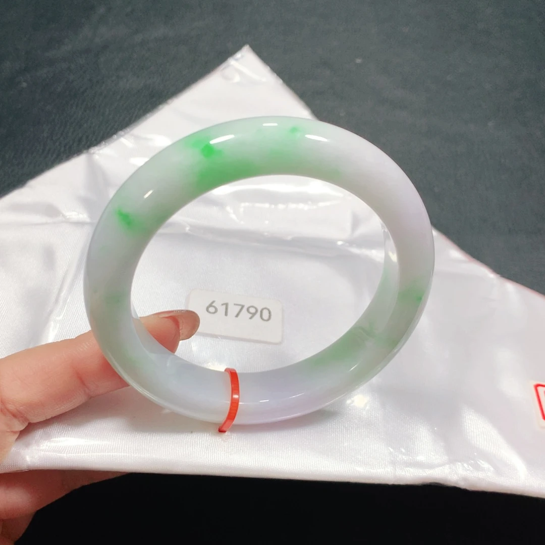 翡翠未镶嵌手镯03