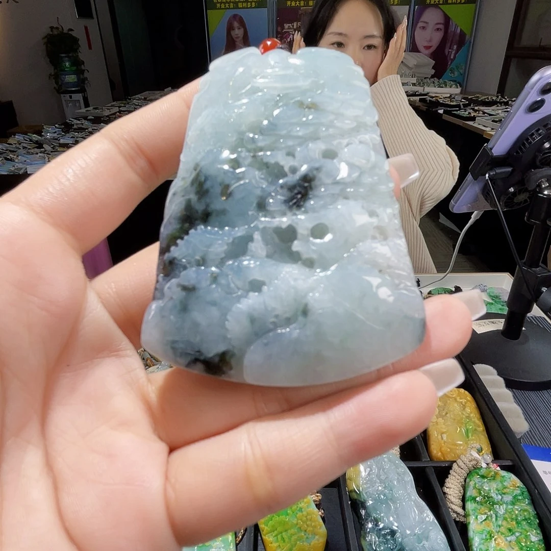 颈饰未镶嵌翡翠一
