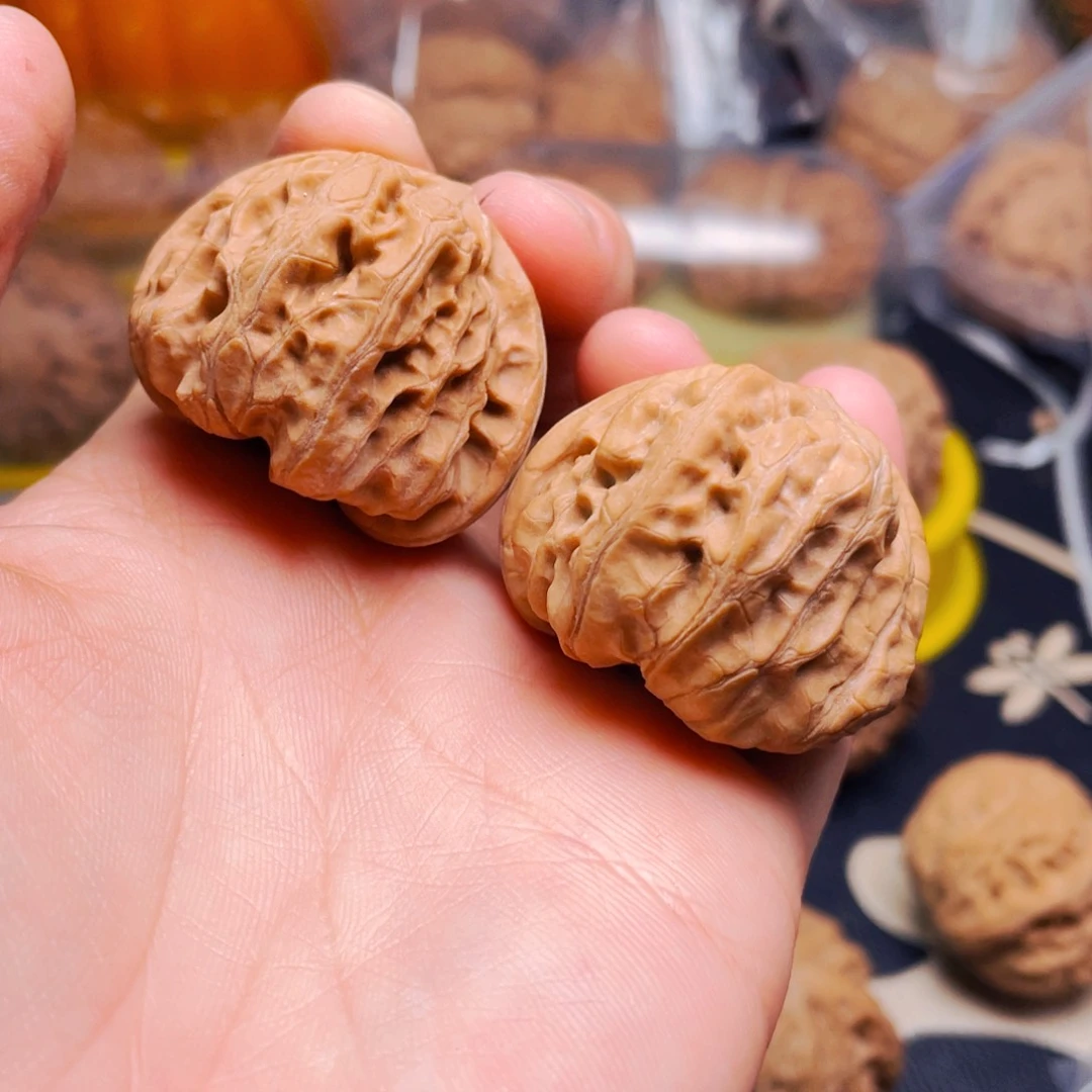 文玩核桃吊坠门头沟元宝