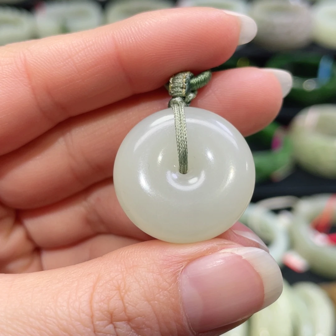 吊坠(不含链)未镶嵌和田玉