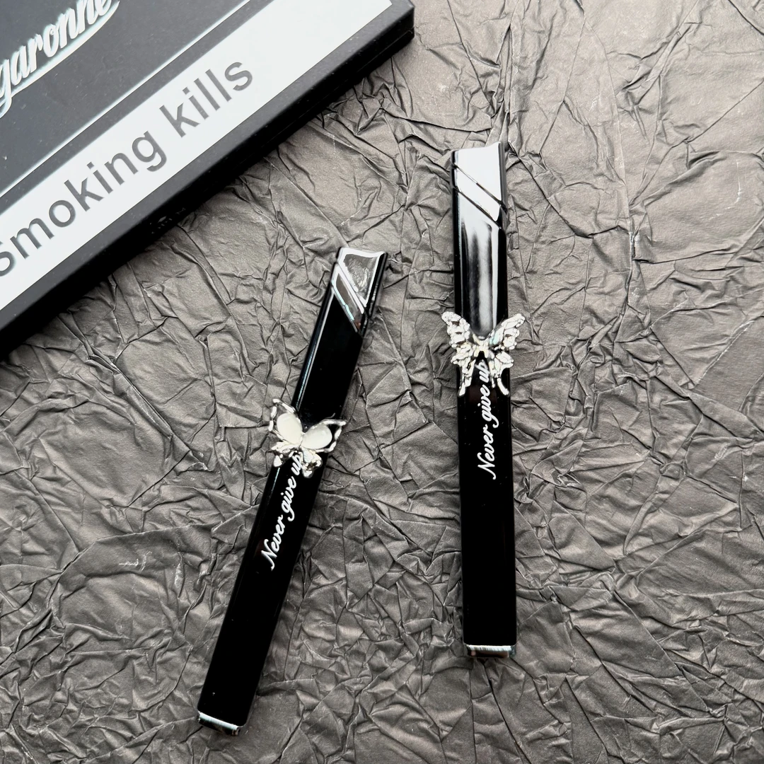 苏苏原创新款高颜值暗黑蝴蝶打火机高级小众设计送男友520情侣礼