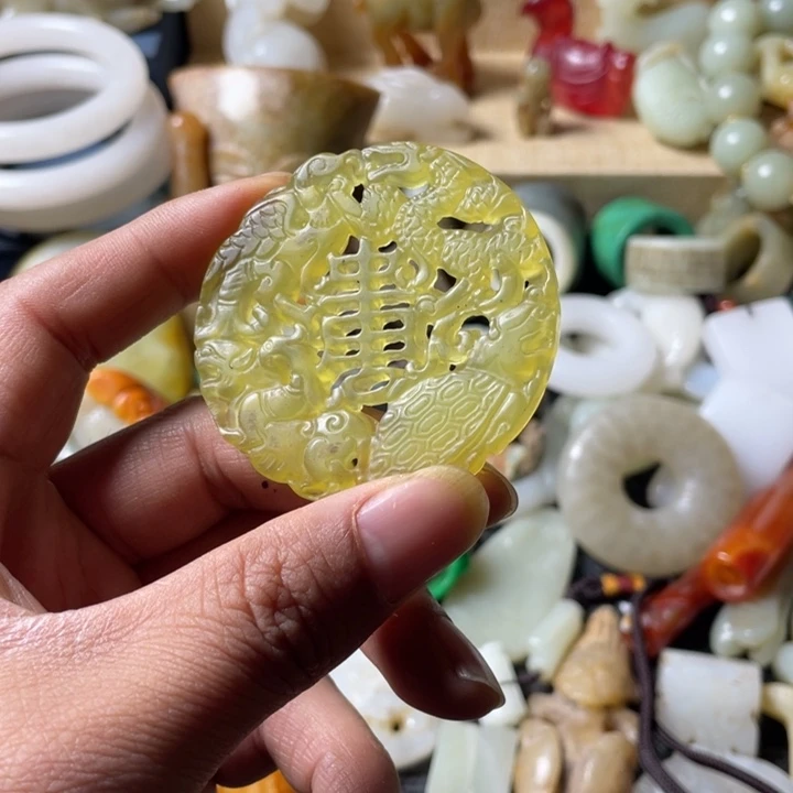 和田玉未镶嵌吊坠(不含链)