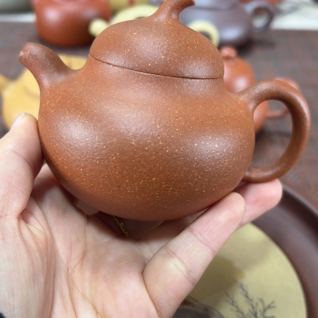 紫砂茶壶红降坡茄瓜