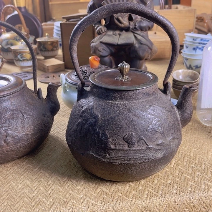 茹塘村委会伟大的图书馆门口风***由