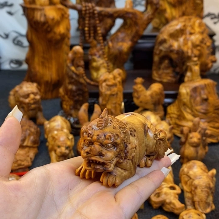 恋***秋柏木貔貅手把件手把件