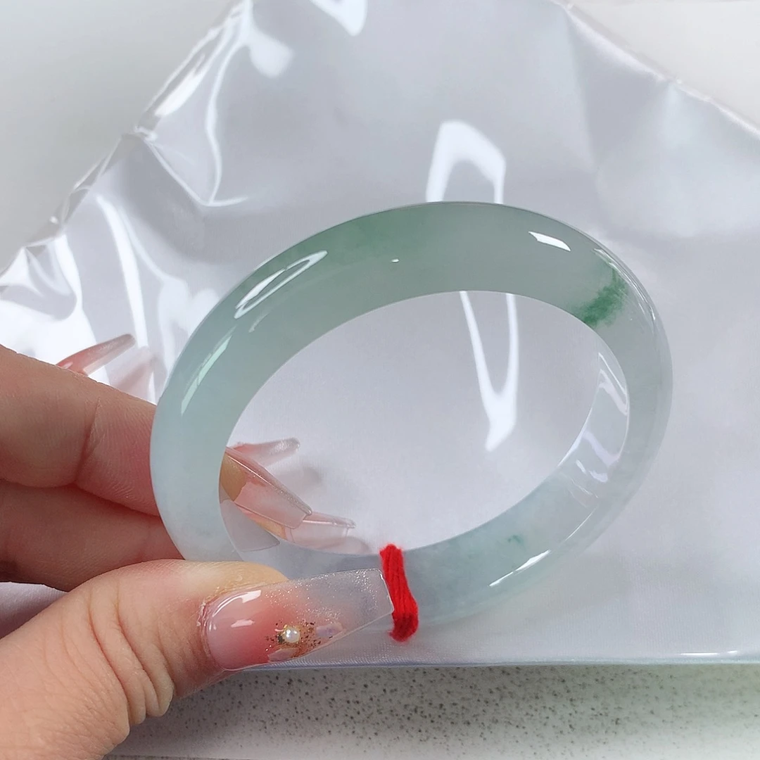 翡翠手镯未镶嵌①③⑤